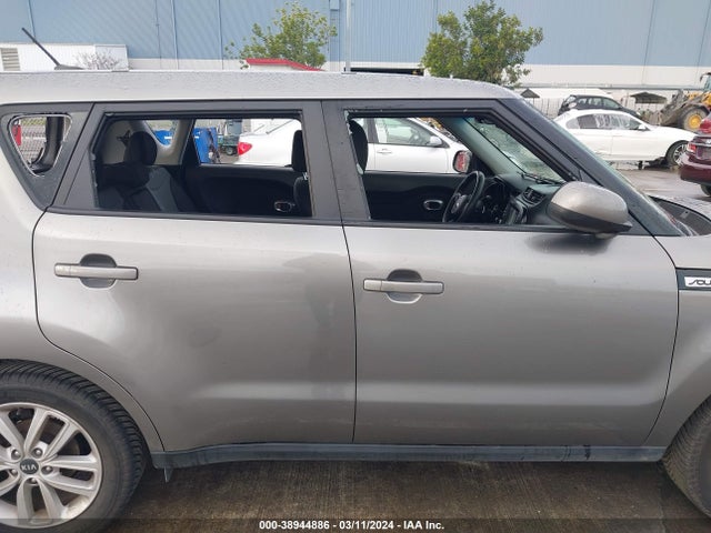 KIA SOUL + 2019 KNDJP3A59K7689445 Image 12