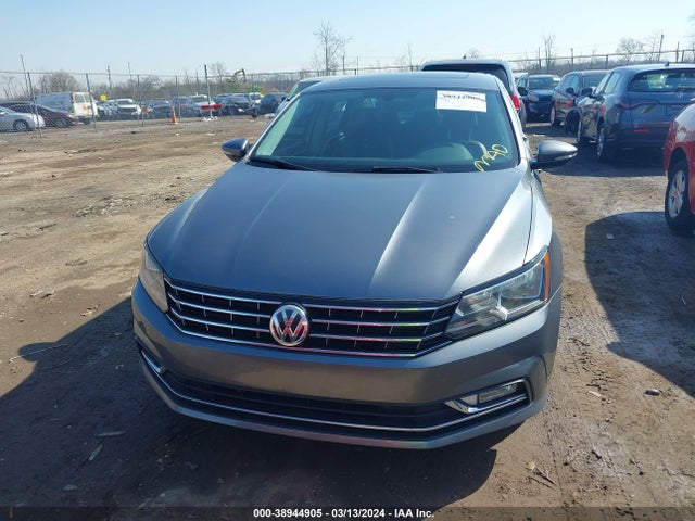 1VWBT7A31GC069416 Volkswagen Passat 1.8t Se