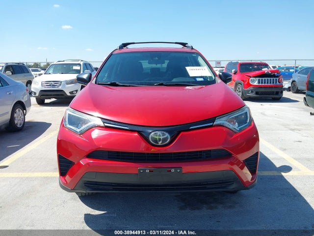 Toyota RAV4 LE 2017 2T3ZFREV9HW354444 Image 12