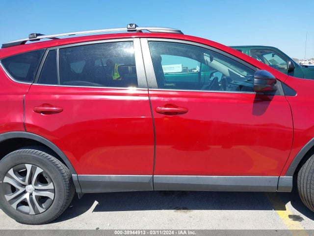 Toyota RAV4 LE 2017 2T3ZFREV9HW354444 Image 13