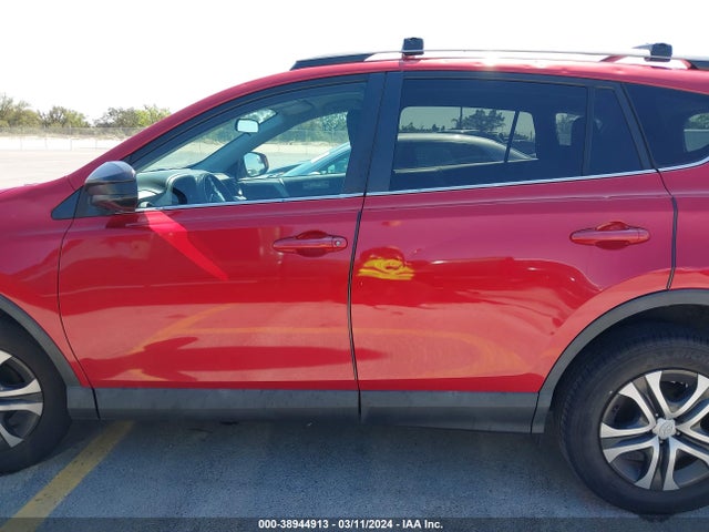 Toyota RAV4 LE 2017 2T3ZFREV9HW354444 Image 14