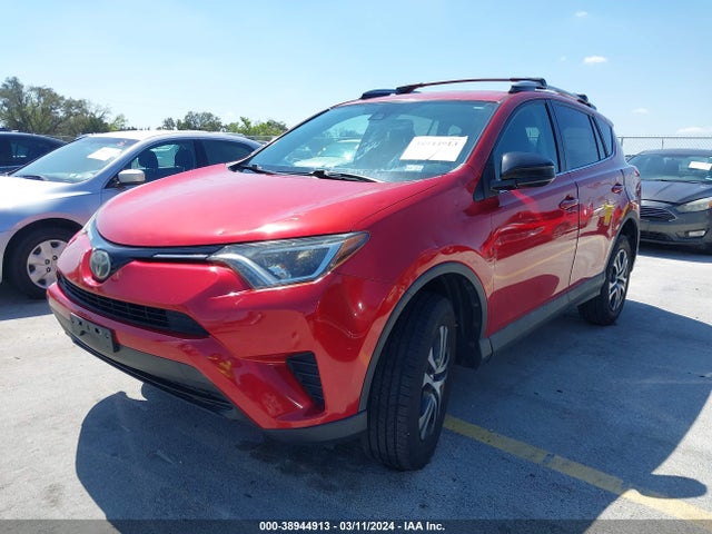 Toyota RAV4 LE 2017 2T3ZFREV9HW354444 Image 2