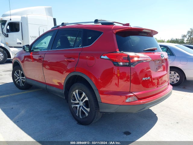 Toyota RAV4 LE 2017 2T3ZFREV9HW354444 Image 3