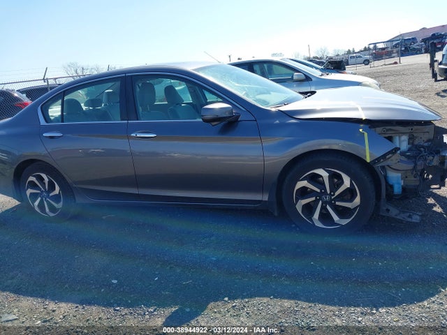 Honda ACCORD EX 2017 1HGCR2F70HA120763 Image 14