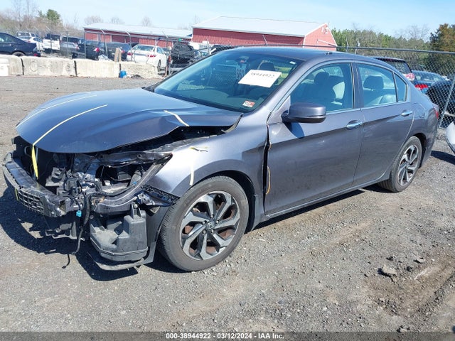 Honda ACCORD EX 2017 1HGCR2F70HA120763 Image 2
