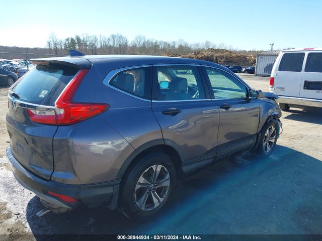Honda CR-V LX 2017 7FARW5H33HE014137 Image 4