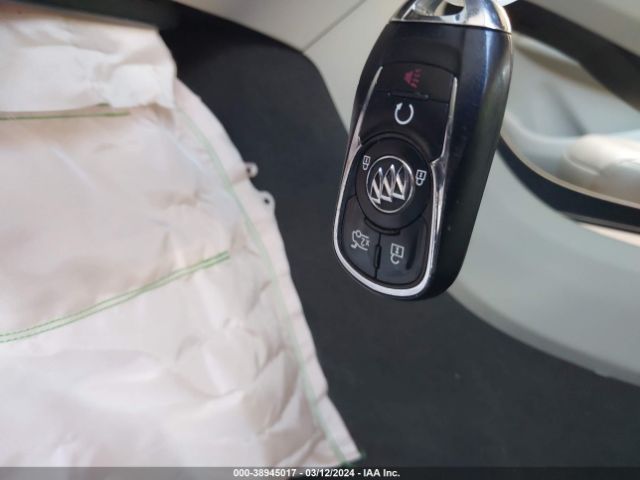 1G4ZP5SS5HU151107 Buick Lacrosse Essence