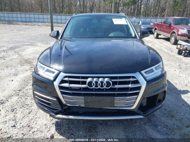 WA1BNAFY7J2216747 Audi Q5 2.0t Premium/2.0t Tech Premium