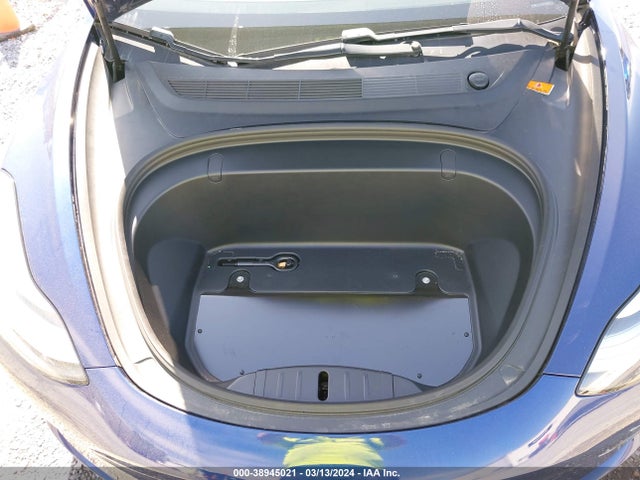 Tesla Model 3 Long Range/performance 2018 5YJ3E1EB6JF088215 Image 10