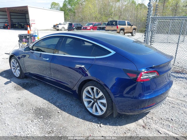 Tesla Model 3 Long Range/performance 2018 5YJ3E1EB6JF088215 Image 3