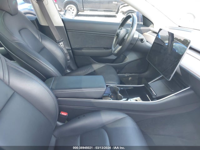 Tesla Model 3 Long Range/performance 2018 5YJ3E1EB6JF088215 Image 5
