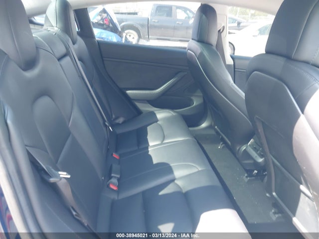 Tesla Model 3 Long Range/performance 2018 5YJ3E1EB6JF088215 Image 8