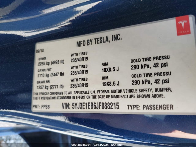 Tesla Model 3 Long Range/performance 2018 5YJ3E1EB6JF088215 Image 9