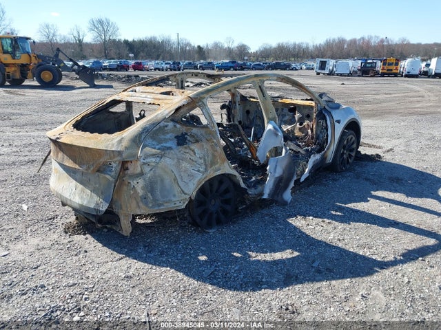 7SAYGAEE0PF591258 Tesla Model Y