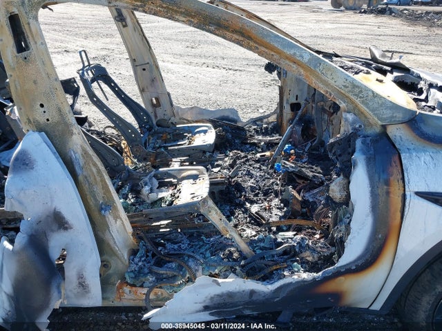7SAYGAEE0PF591258 Tesla Model Y