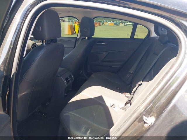2019 JAGUAR XE SAJAD4FX1KCP49719 Photo 7