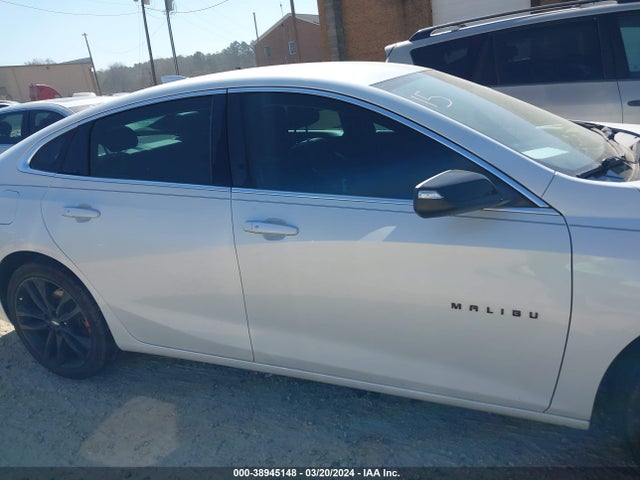 Chevrolet MALIBU LT 2018 1G1ZD5ST2JF137237 Image 13