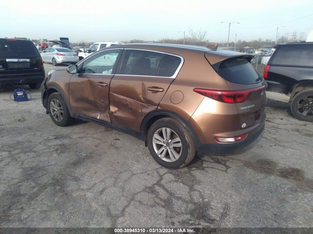 KIA Sportage Lx 2018 KNDPM3AC7J7306571 Image 3
