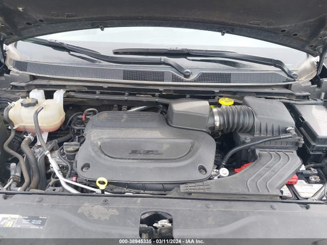 2C4RC1DG9MR530829 Chrysler Voyager Lxi