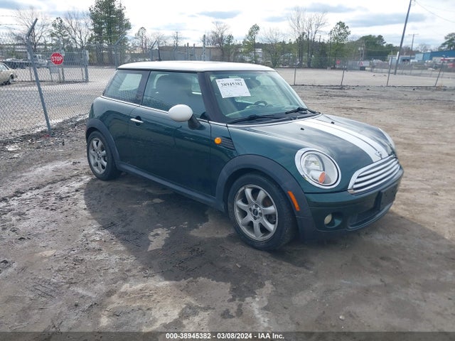 2010 MINI COOPER WMWMF3C53ATZ25541 Photo 0