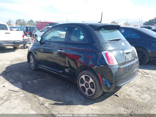2013 FIAT 500E 3C3CFFGE7DT712695 Photo 2