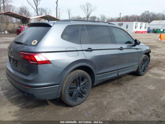 3VV8B7AX8NM111032 Volkswagen Tiguan 2.0t Se R-line Black