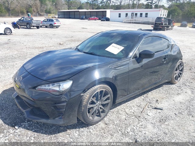 Toyota 86 2017 JF1ZNAA11H8705012 Image 2