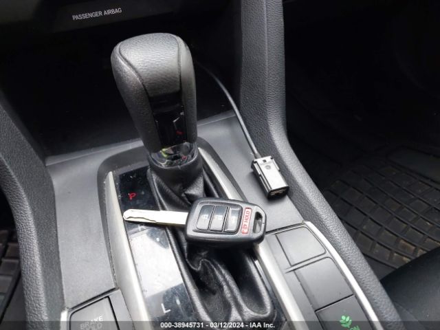 2HGFC2F63KH559230 Honda Civic Lx