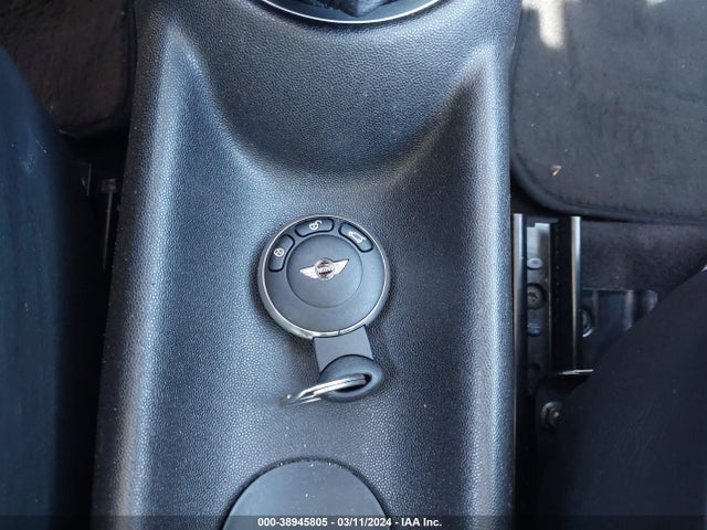 2010 MINI COOPER S WMWMF7C56ATX42707 Photo 10