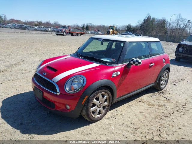 2010 MINI COOPER S WMWMF7C56ATX42707 Photo 1