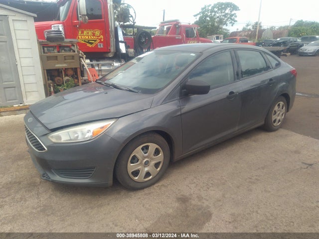 Ford FOCUS S 2015 1FADP3E23FL211330 Image 2