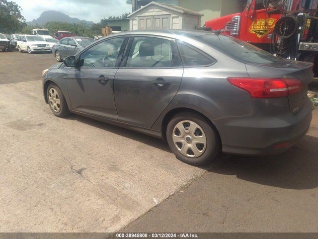 Ford FOCUS S 2015 1FADP3E23FL211330 Image 3