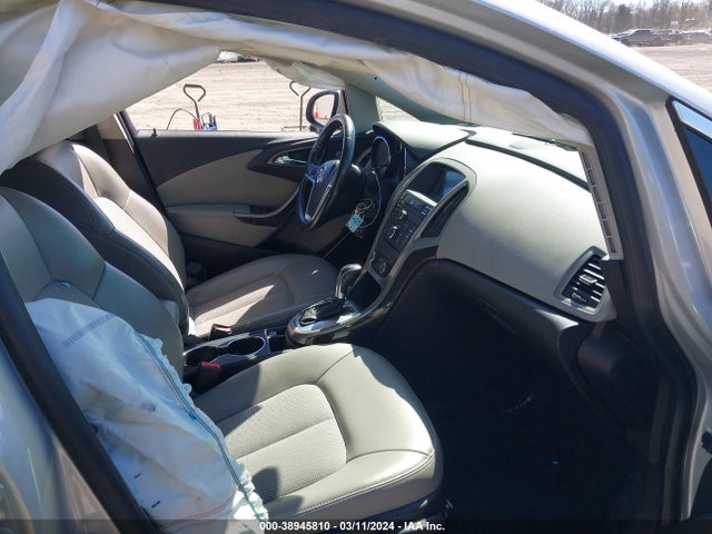 1G4PP5SK0E4139580 Buick Verano