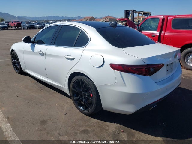 ZARFAECN4H7546403 Alfa Romeo Giulia Ti Rwd