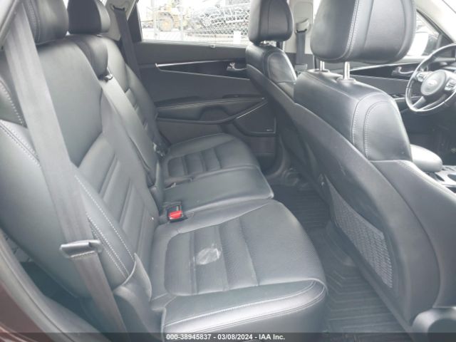 5XYPKDA53GG017325 KIA Sorento 3.3l Sx