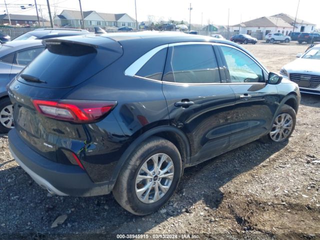 1FMCU9GN3PUB40923 Ford Escape Active