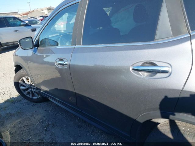KNMAT2MV6JP593854 Nissan ROGUE SV