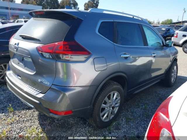 KNMAT2MV6JP593854 Nissan ROGUE SV