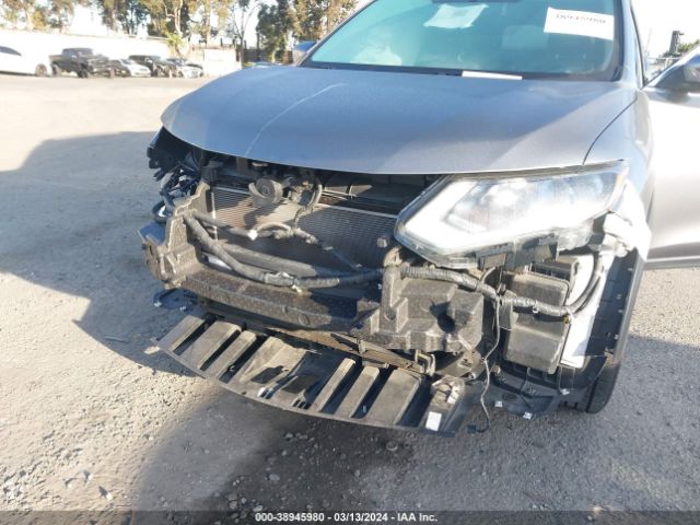 KNMAT2MV6JP593854 Nissan ROGUE SV