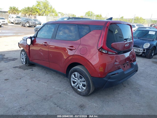 KIA SOUL LX 2022 KNDJ23AUXN7814687 Image 3
