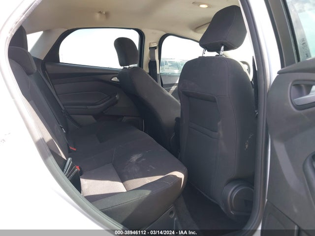Ford FOCUS SE 2017 1FADP3F29HL308842 Image 8