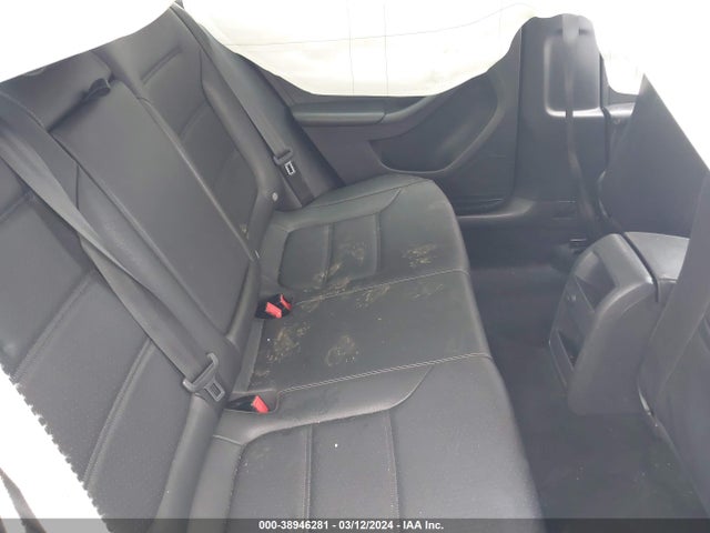 3VWDB7AJ8JM206335 Volkswagen Jetta 1.4t Se/1.4t Wolfsburg Edition