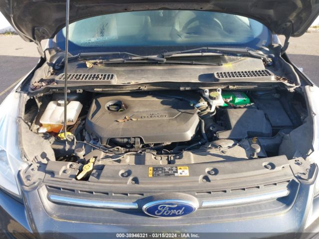 1FMCU9GX4FUA44251 Ford ESCAPE SE