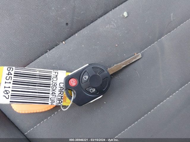 1FMCU9GX4FUA44251 Ford ESCAPE SE