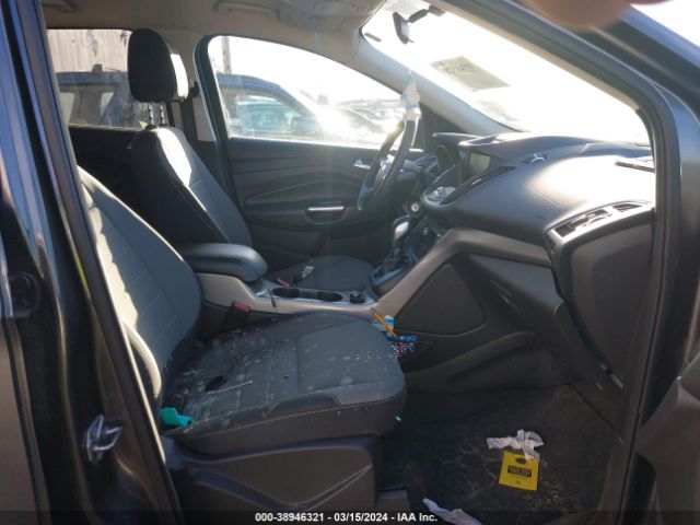 1FMCU9GX4FUA44251 Ford ESCAPE SE