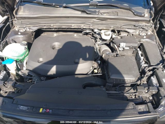 YV4162UM9M2471521 Volvo Xc40 T5 R-design