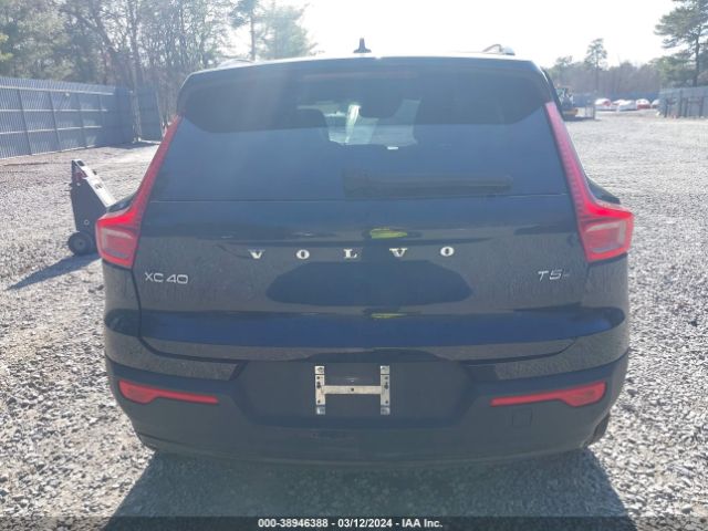 YV4162UM9M2471521 Volvo Xc40 T5 R-design