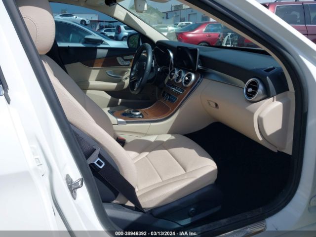 55SWF8DB3KU303697 Mercedes-Benz C 300