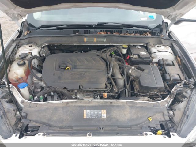 3FA6P0HD1HR107198 Ford FUSION SE