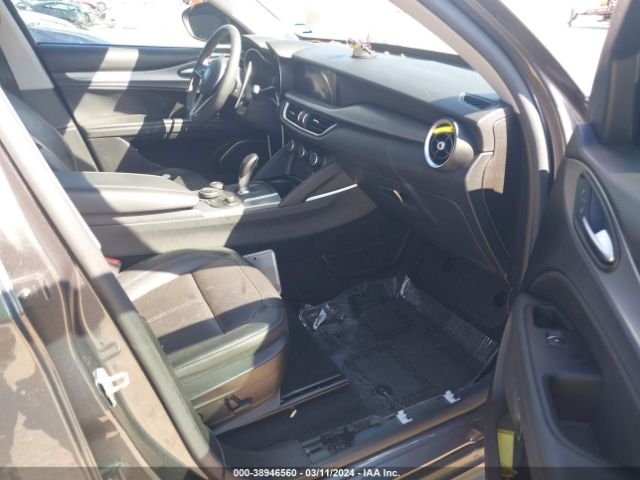 ZASFAKPN4J7B76943 Alfa Romeo Stelvio Sport Awd